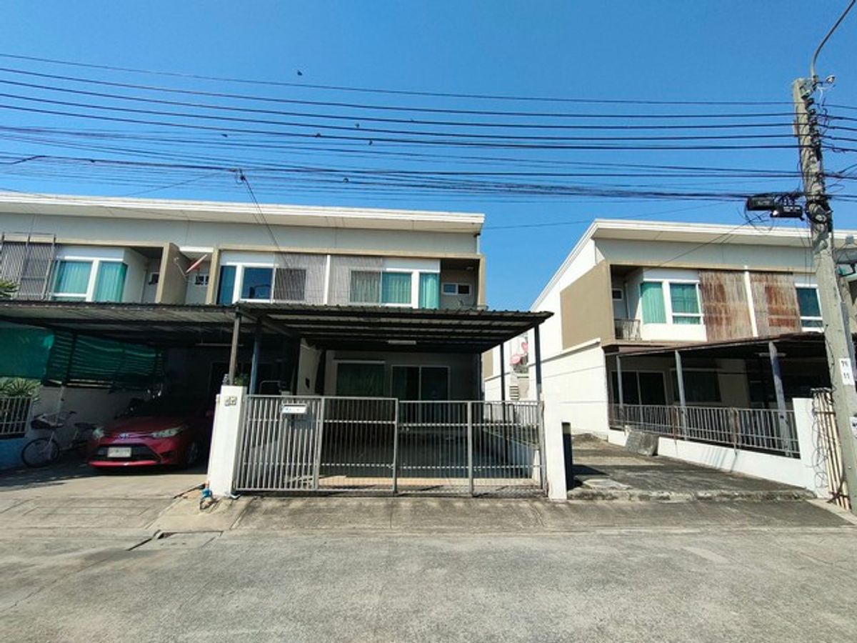 For SaleTownhomeBangna, Bearing, Lasalle : 2 -story townhome for sale, Indie, Bang Na Km. 26, after the left corner With furniture