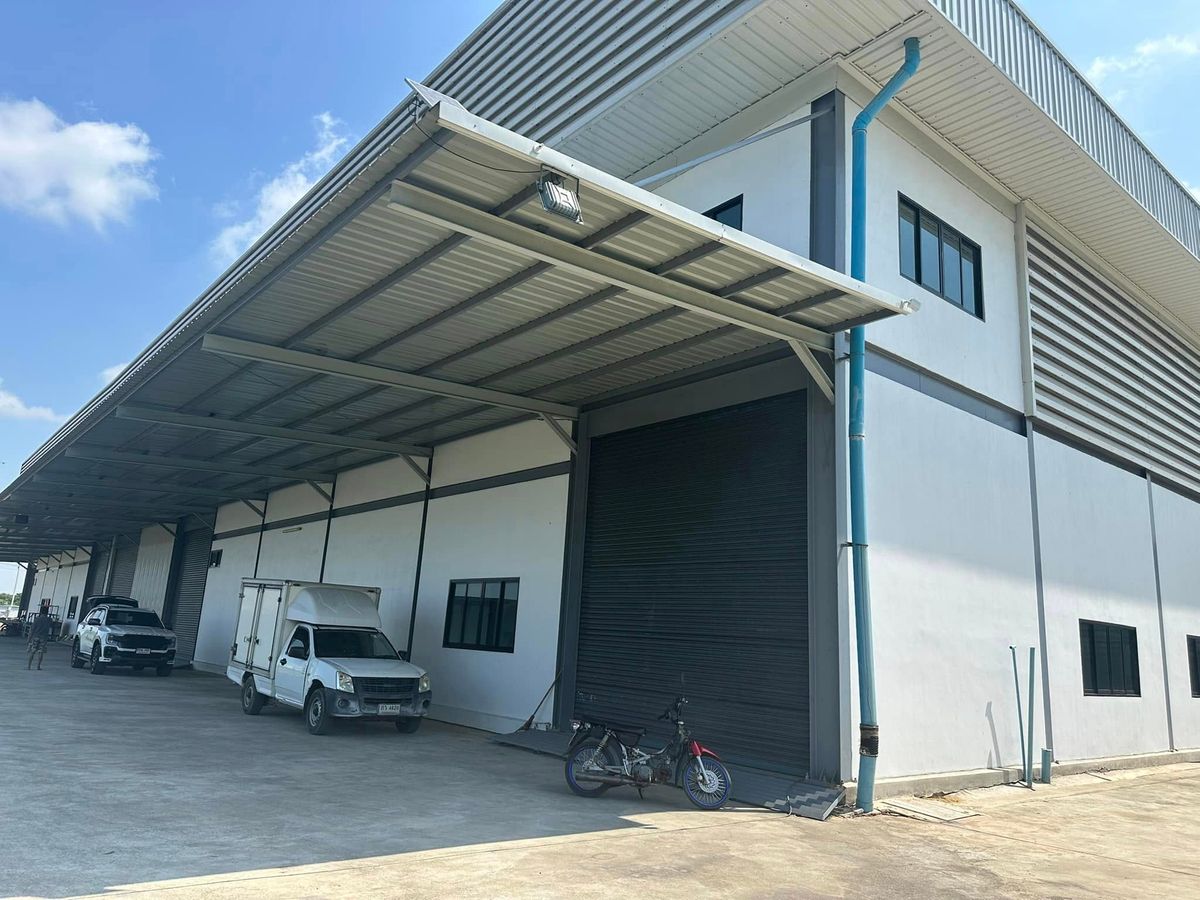 For RentWarehouseMahachai Samut Sakhon : For rent, Krathum Baen warehouse, size 1,350 sqm. Tha Sao Subdistrict, Krathum Baen District, Samut Sakhon (Property Code TW2-266)