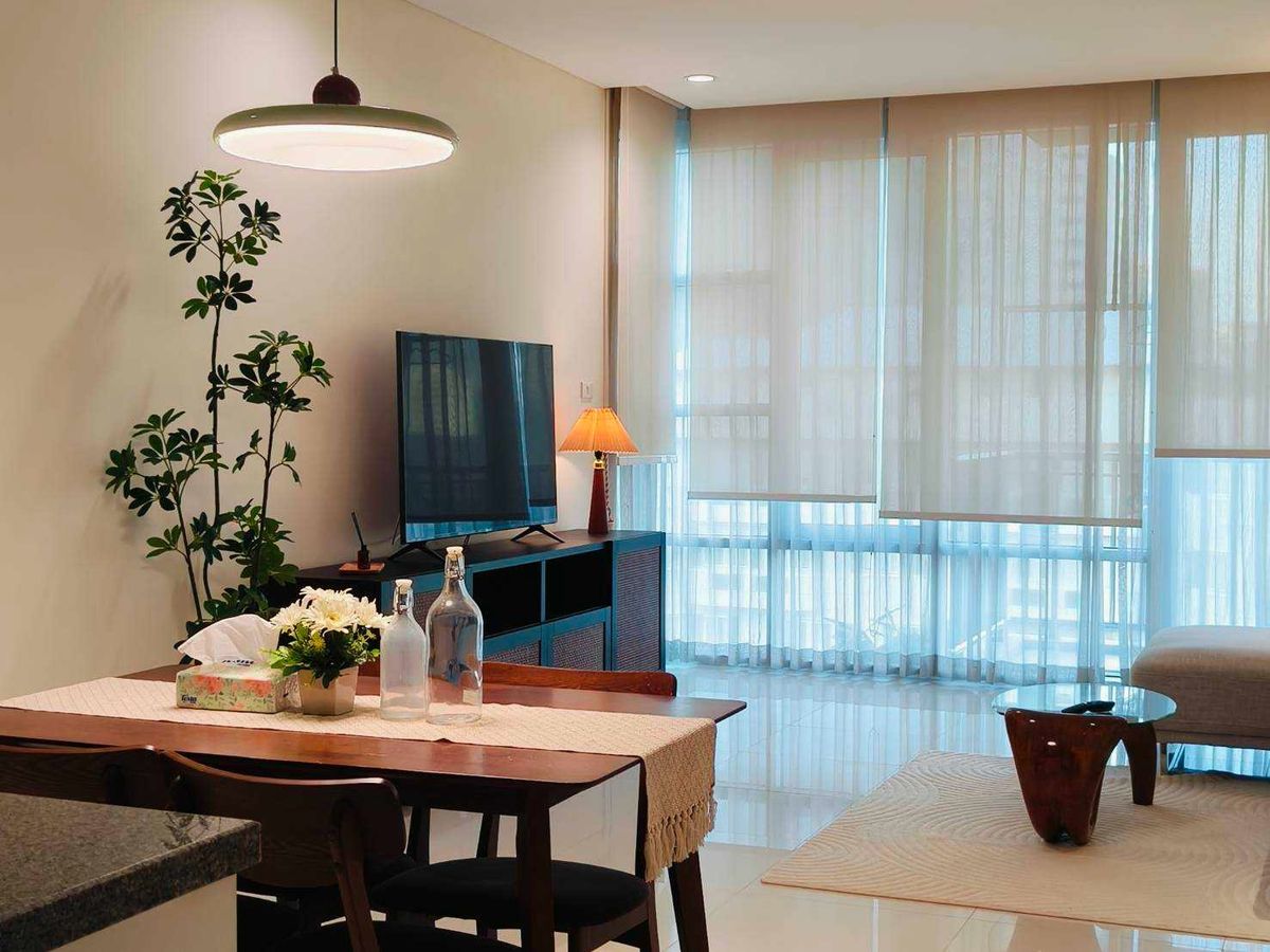 ให้เช่าคอนโดสุขุมวิท อโศก ทองหล่อ : LTH12119 – Fullerton Sukhumvit FOR RENT Size 96 sqm. 2 beds 2 baths Near BTS Thonglor Station ONLY 72K/Month