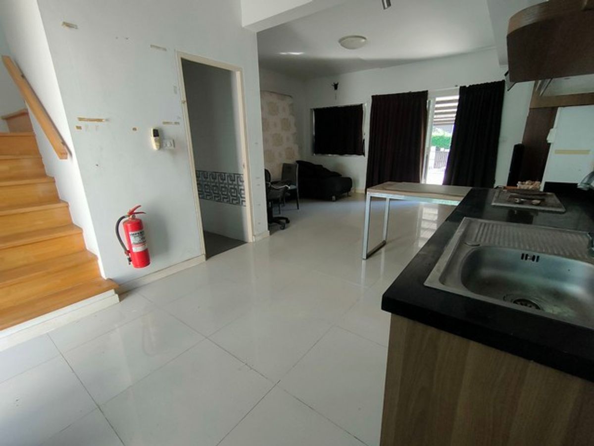 For SaleTownhomeBangna, Bearing, Lasalle : 2 -storey townhome for sale, Indie, Bang Na Km. 26, after the right corner With furniture