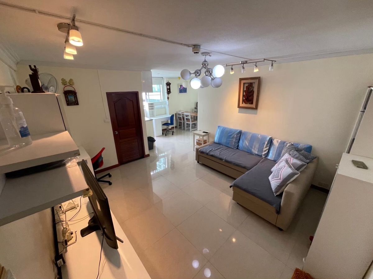 For RentCondoRatchathewi,Phayathai : OMG114  < Available 16-Mar-26 >  Nice 2 Bedroom + Cheap RENT @ [ Ratchathewi Tower ]