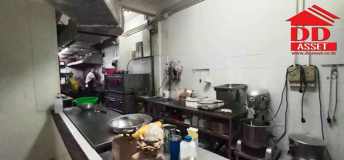 For SaleShop HouseBang Sue, Wong Sawang, Tao Pun : 4 -storey commercial building for sale, next to Charoen Krung Road, opposite Leng Nei Yi Ya Ya Ya Ya Ya Ya Temple, Golden Lite: B8046