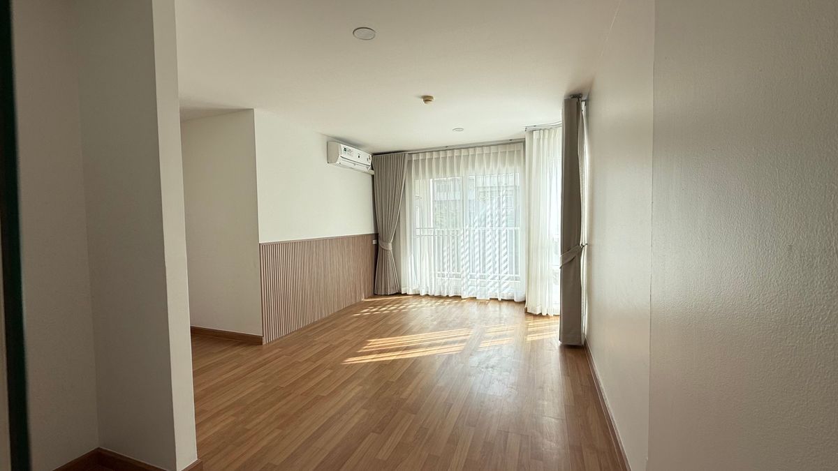 ขายคอนโดคลองเตย กล้วยน้ำไท : 2 Bedroom Condo at U Sabai Rama 4 Kluaynamthai near BTS Phra Khanong
