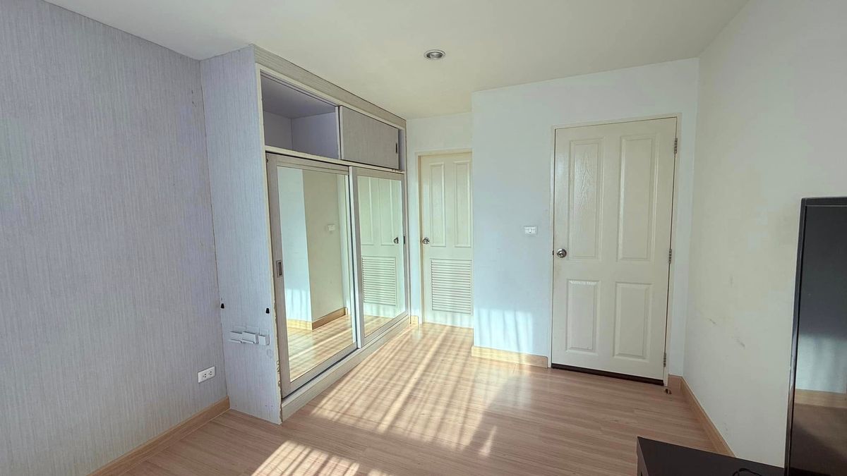 For SaleCondoLadprao101, Happy Land, The Mall Bang Kapi : Urgent sale 🔥 The Niche ID Ladprao 130 🔥 Convenient transportation near MRT Lat Phrao (PS65317)