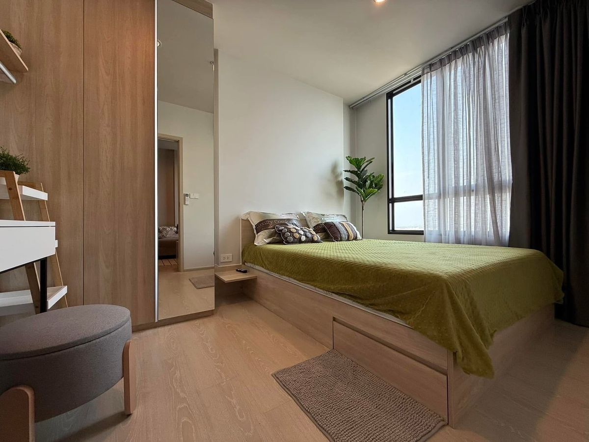 For RentCondoBangna, Bearing, Lasalle : NUBLE Nue Mega Plus Bangna Condo for Rent (Noble New Mega Plus Bangna) Floor: 32 View Suan Room size: 27 sqm. Price: 16,000 baht. Nearby location: Mega Bangna