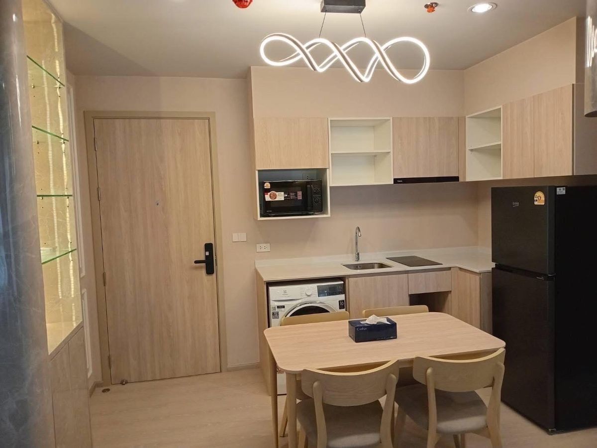 For RentCondoBangna, Bearing, Lasalle : NUBLE Nue Mega Plus Bangna Condo for Rent (Noble New Mega Plus Bangna) Floor: 22 Bedroom 2 Bedrooms, Room size: 47 sqm. Price: 32,000 baht. Nearby location: Mega Bangna