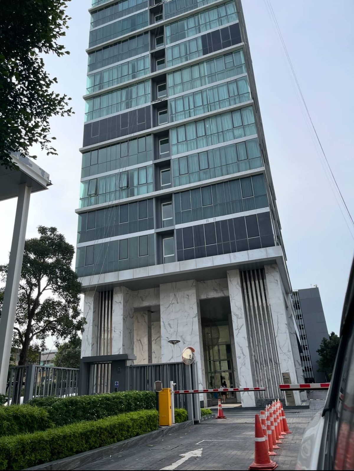 ขายคอนโดปิ่นเกล้า จรัญสนิทวงศ์ : ขายด่วน ✨ De LAPIS Charan 81 ✨ เดินทางสะดวก ใกล้ MRT สายสีน้ำเงินบางพลัด เพียง 30 เมตร(PS64692)