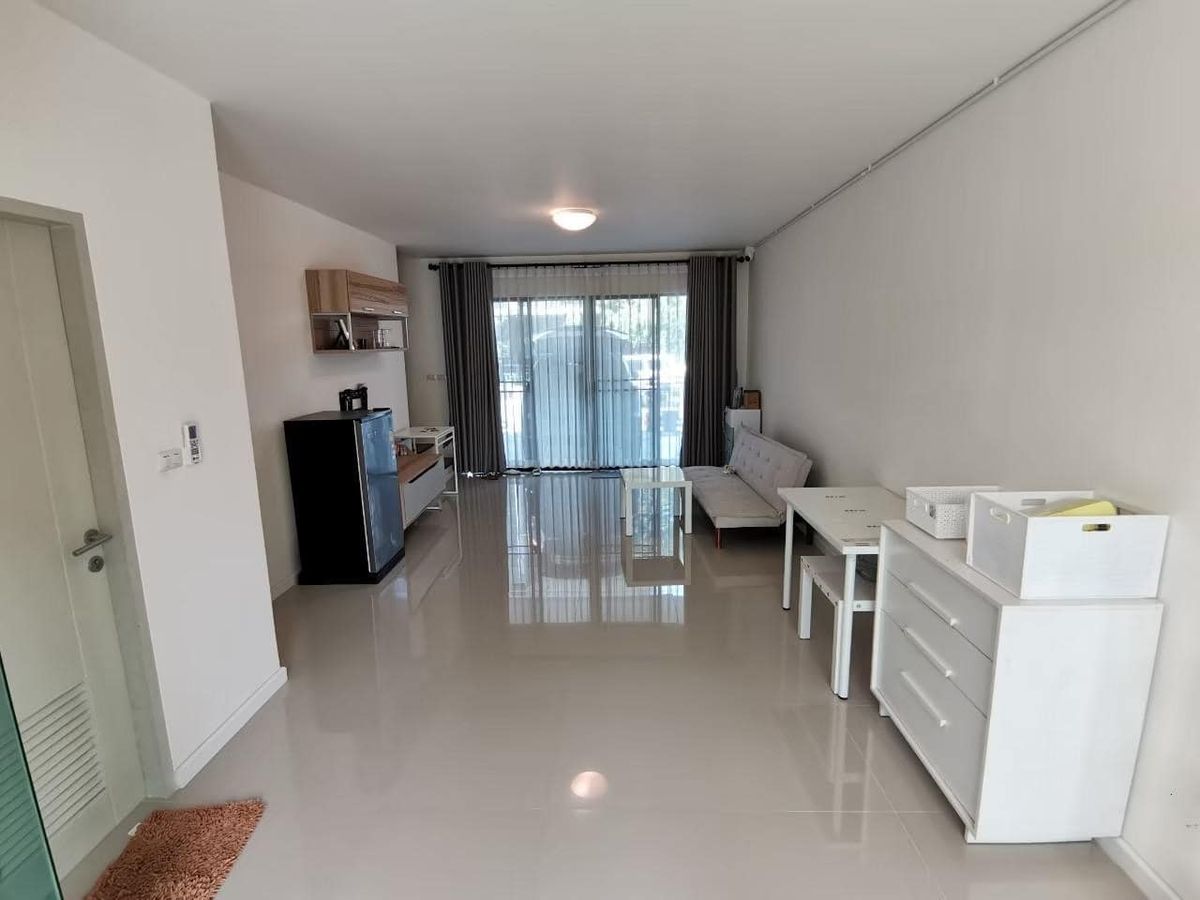 ขายทาวน์โฮมนนทบุรี บางใหญ่ บางบัวทอง : ขายทาวน์โฮม 3 ชั้น ทาวน์ อเวนิว เมิร์จ รัตนาธิเบศร์ Town Avenue Merge Rattanathibet เนื้อที่ 29 ตารางวา พื้นที่ใช้สอย 170 ตารางเมตร 3 ห้องนอน 3 ห้องน้ำ 1 ห้องนั่งเล่น