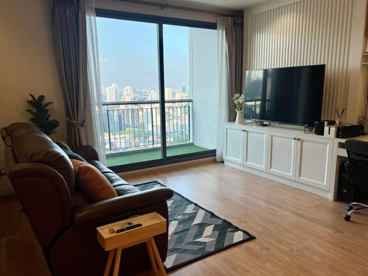 ขายคอนโดสุขุมวิท อโศก ทองหล่อ : ขายด่วน! Rhythm Sukhumvit 42
