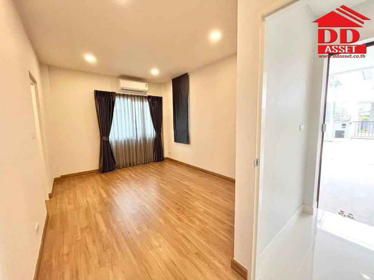 For RentHouseVipawadee, Don Mueang, Lak Si : For Rent Centro Vibhavadi Centro Vibhavadi, near Don Mueang Airport, Baan Lang Code: H8186