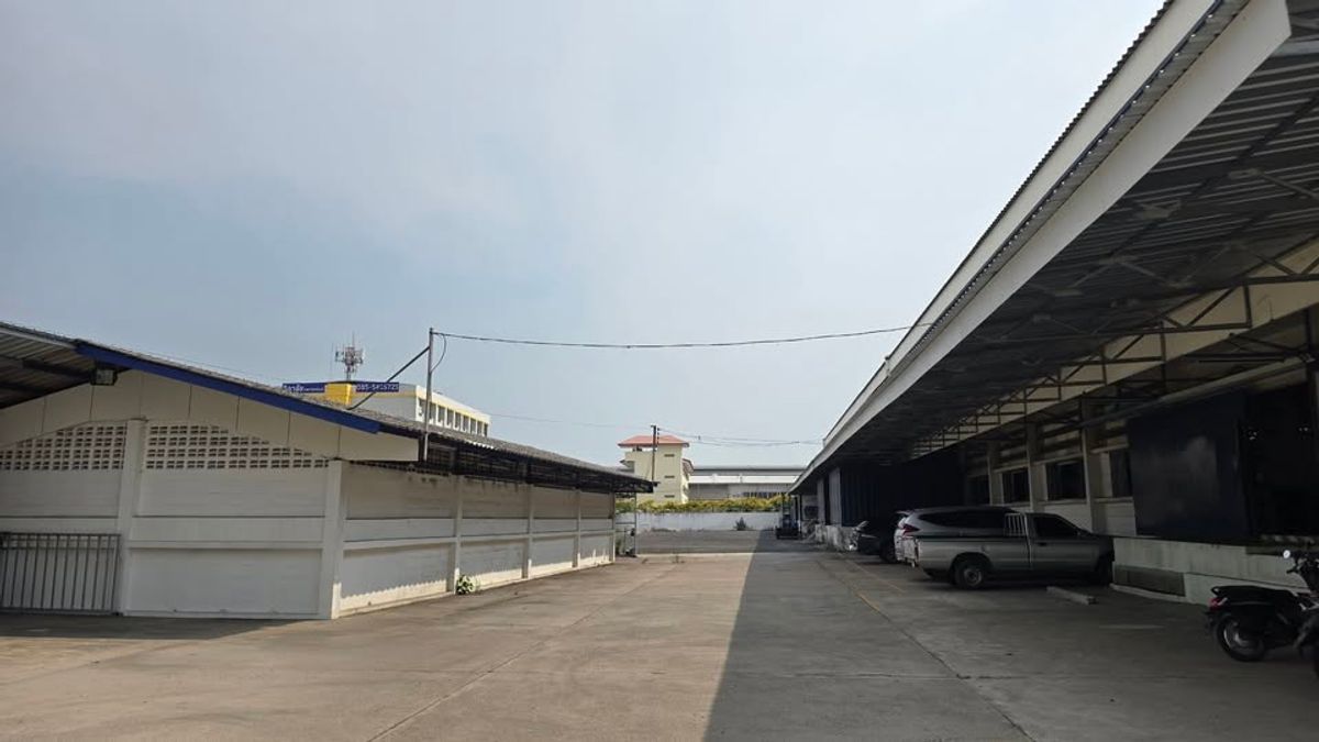 For RentWarehouseSamut Prakan,Samrong : Warehouse rental/office Bangna-Trat, Km. 20, Bang Chalong Subdistrict, Bang Phli District, Samut Prakan area 3,095 sq.m.