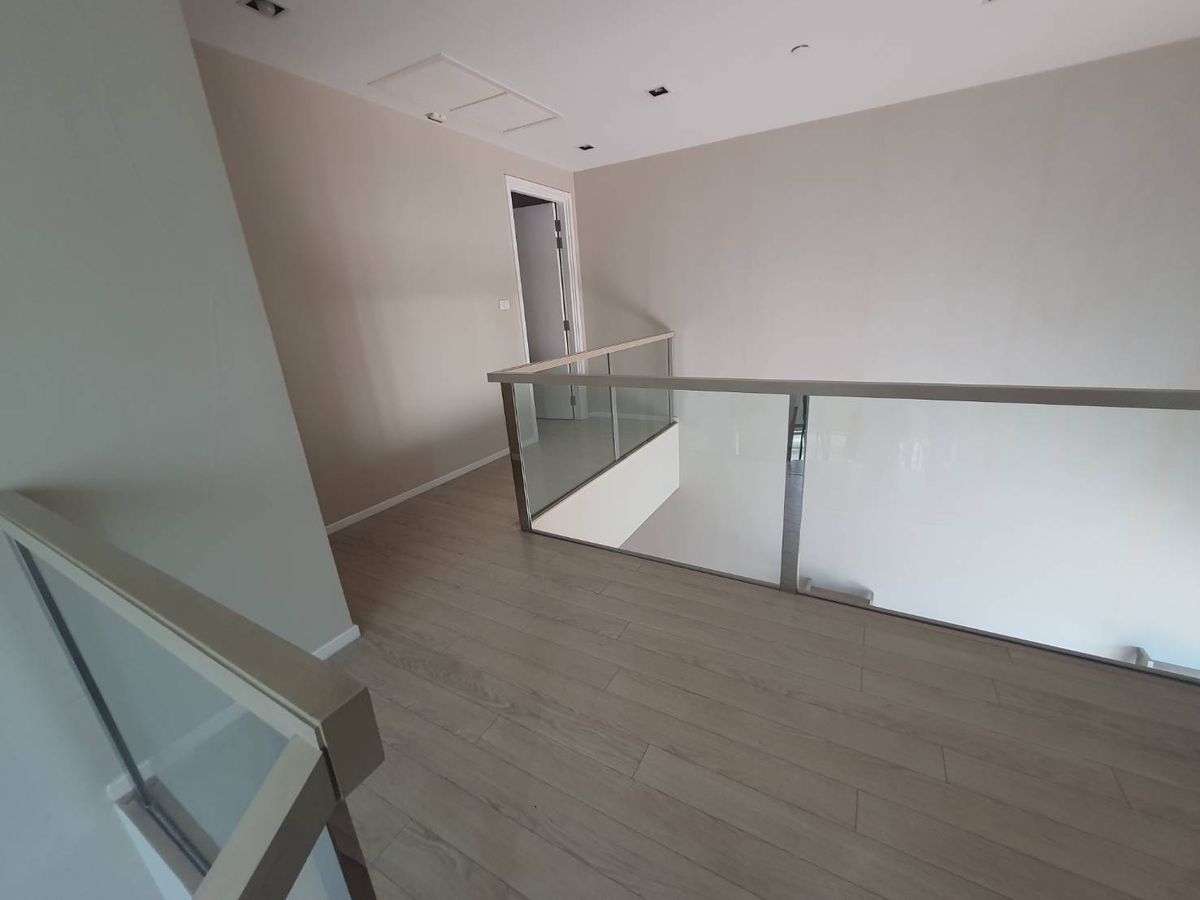 For SaleCondoSukhumvit, Asoke, Thonglor : For Sale The Room Sukhumvit 21 (S15-21491(S))