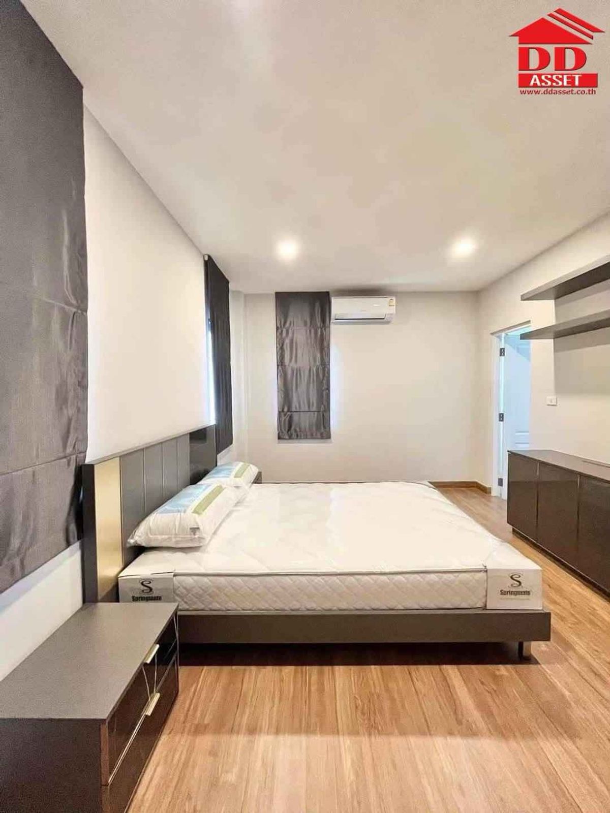 For RentHouseVipawadee, Don Mueang, Lak Si : For Rent Centro Vibhavadi Centro Vibhavadi, near Don Mueang Airport, Baan Lang Code: H8186