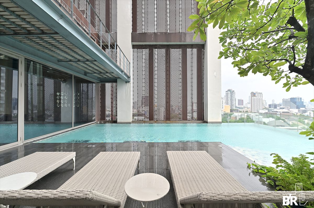 For SaleCondoSukhumvit, Asoke, Thonglor : Condo for raising animals. Price IDEO Morp 38 By Jubjib