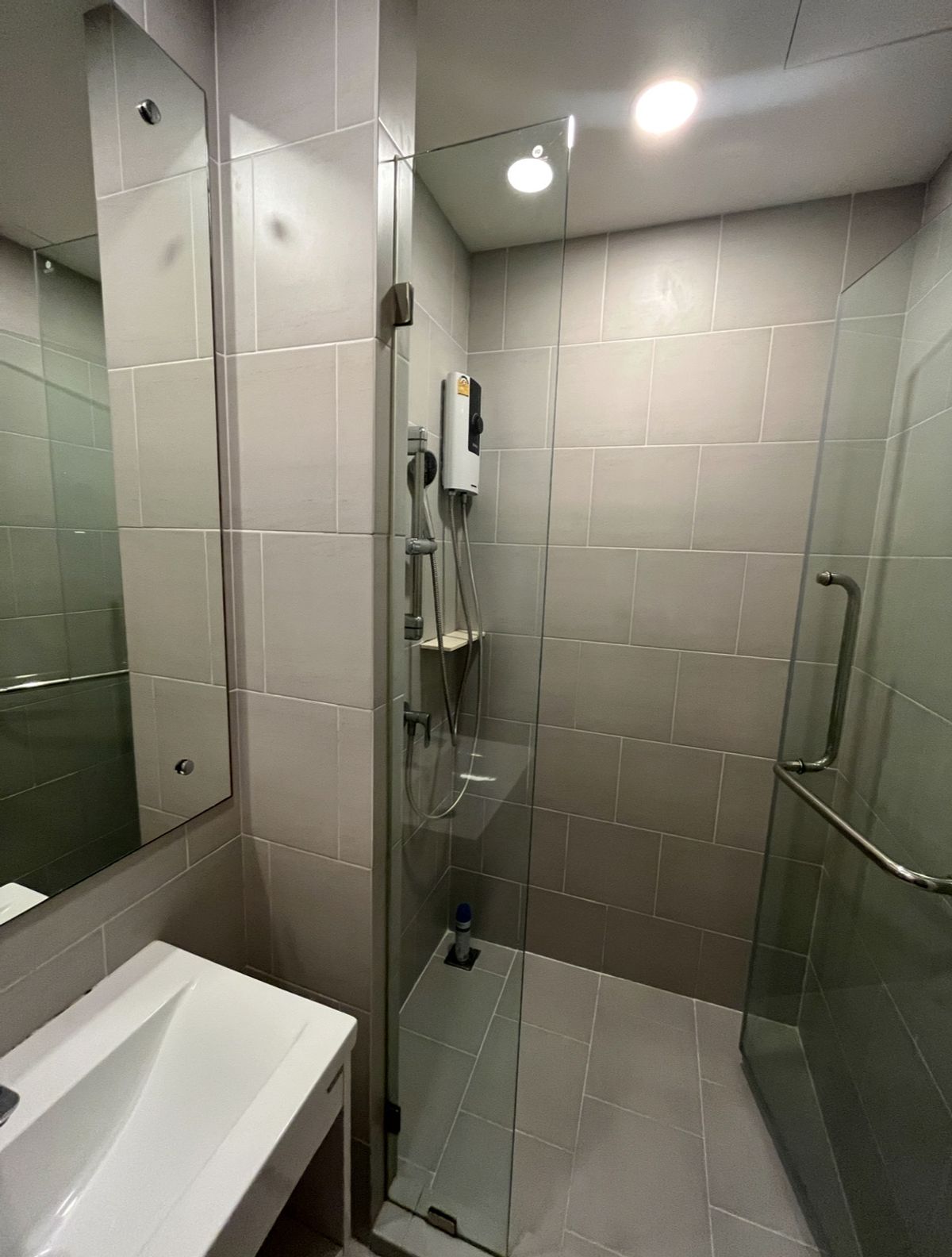 ขายคอนโดปิ่นเกล้า จรัญสนิทวงศ์ : ขายด่วน ✨ De LAPIS Charan 81 ✨ เดินทางสะดวก ใกล้ MRT สายสีน้ำเงินบางพลัด เพียง 30 เมตร(PS64692)