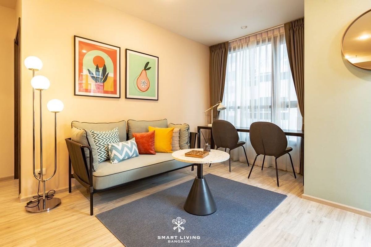 ขายคอนโดรัชดา ห้วยขวาง : 📢👇For rent / sale corner unit in new CBD area near MRT Huaykwang, Central Rama 9