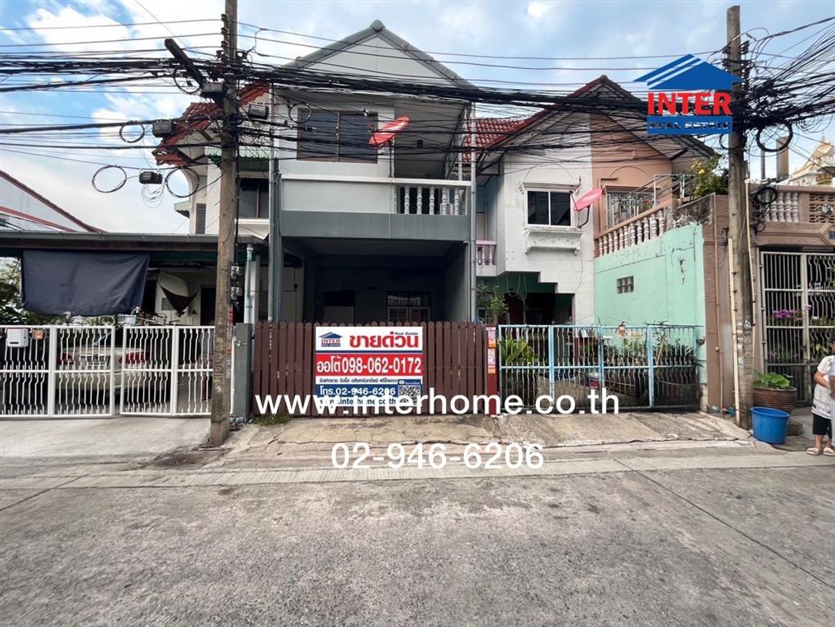 ขายทาวน์โฮมอารีย์ อนุสาวรีย์ : ทาวน์เฮ้าส์ 2 ชั้น 16 ตร.ว. หมู่บ้านสวนทองวิลล่า1 ใกล้ BTS พหลโยธิน59 ซอยพหลโยธิน61 ถนนพหลโยธิน เขตบางเขน กรุงเทพมหานคร