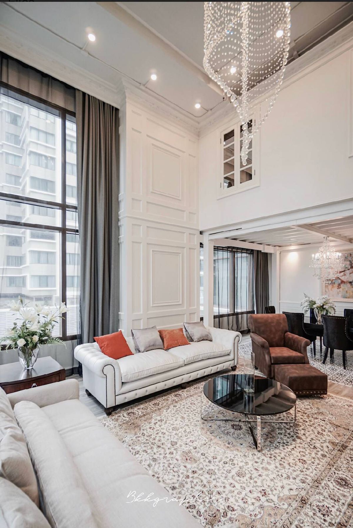 ให้เช่าคอนโดสุขุมวิท อโศก ทองหล่อ : For Rent | The Emporio Place | 3 Bedrooms | 169 Sq.m.