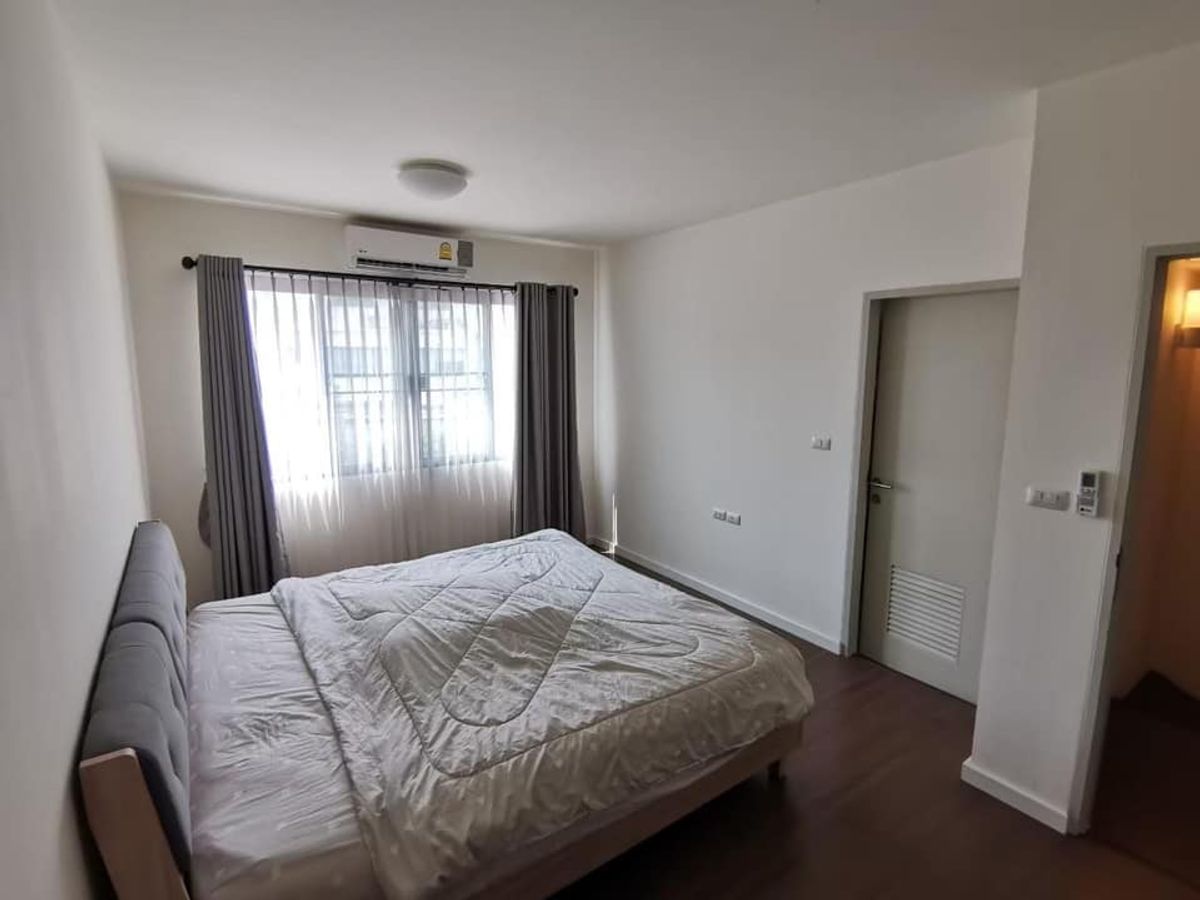 ขายทาวน์โฮมนนทบุรี บางใหญ่ บางบัวทอง : ขายทาวน์โฮม 3 ชั้น ทาวน์ อเวนิว เมิร์จ รัตนาธิเบศร์ Town Avenue Merge Rattanathibet เนื้อที่ 29 ตารางวา พื้นที่ใช้สอย 170 ตารางเมตร 3 ห้องนอน 3 ห้องน้ำ 1 ห้องนั่งเล่น