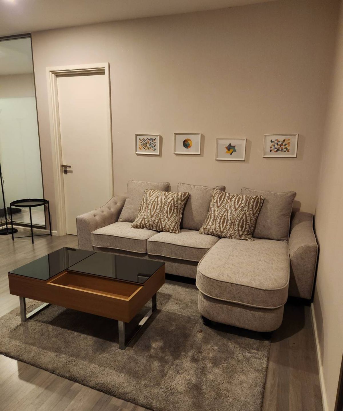 ให้เช่าคอนโดอ่อนนุช อุดมสุข : CH01435 ให้เช่า คอนโด The Room Sukhumvit 69 ห้องสวย เฟอร์นิเจอร์ให้ครบ 