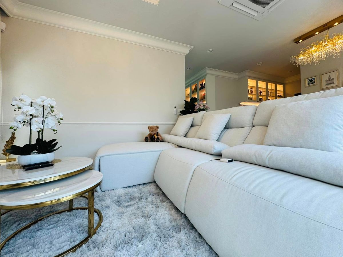 ขายบ้านลาดกระบัง สุวรรณภูมิ : ขายบ้านเดี่ยว 2 ชั้น สราญสิริ รามคำแหง Sanransiri Ramkhamhaeng บ้านสไตล์ Modern Farmhouse แปลงหน้าสวนของโครงการ ที่ตั้ง ถนนเคหะร่มเกล้า คลองสองต้นนุ่น แขวงคลองสองต้นนุ่น เขตลาดกระบัง กรุงเทพฯ 10520 แบบบ้าน ASTER (ขนาดกลางของโครงการ) เนื้อที่ 56.6 ตร.ว.