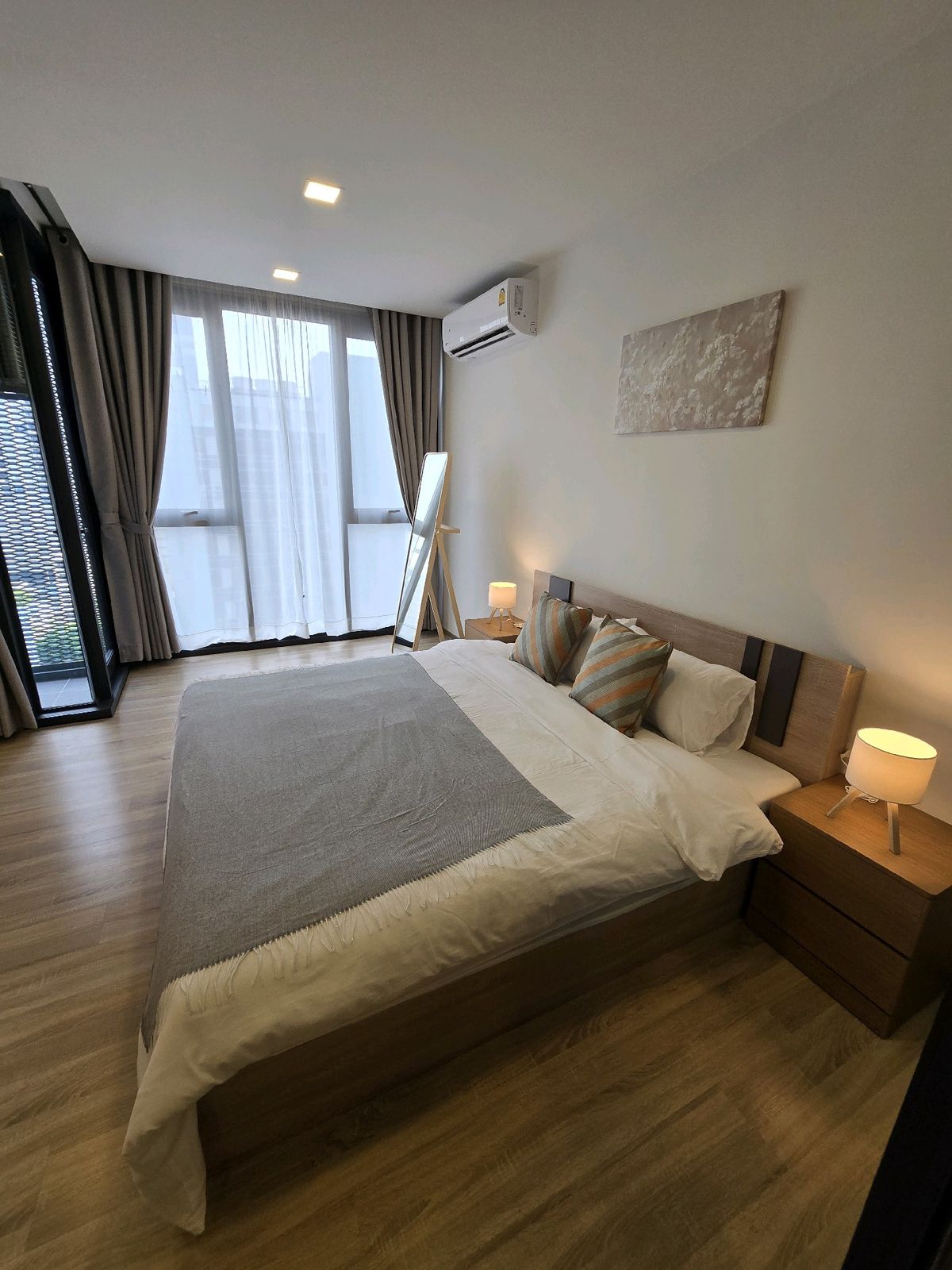 For RentCondoRatchathewi,Phayathai : 🔥For urgent rent🔥 Condo XT Phayathai, 1 Bed plus type, size 42.25 sq m., 11th floor, new room, fully furnished, next to BTS Phayathai