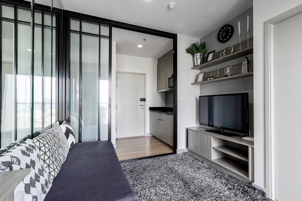 ขายคอนโดลาดพร้าว เซ็นทรัลลาดพร้าว : 🔥 ด่วน🔥 ขายขาดทุน ห้องมุมห้องนี้ถูกที่สุดแล้ว  ห้องสวย น่าอยู่มาก  Call 0619824959