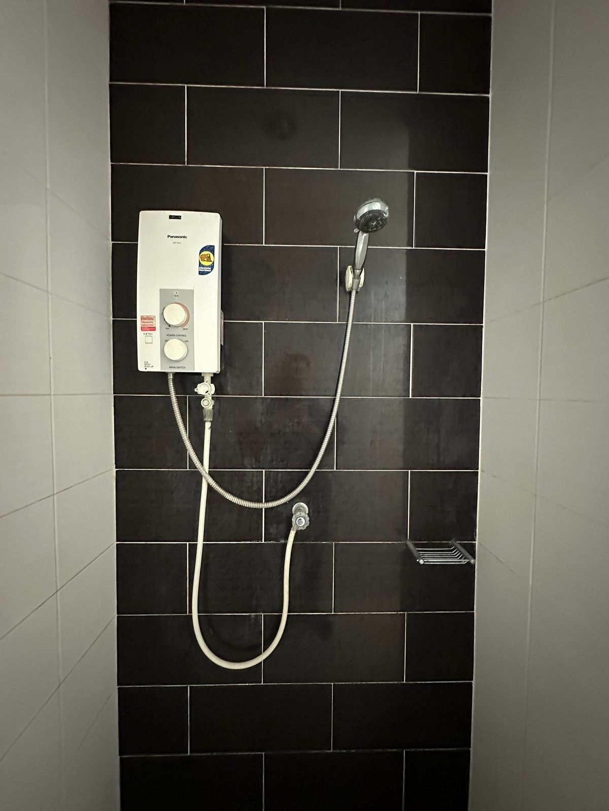 ขายอาคารพาณิชย์สีลม ศาลาแดง บางรัก : ขายอาคารพาณิชย์ 2 คูหา, 4 ชั้น, 26 ตร.วา, ศาลาแดง ซอย 1, ติด Central Park ทำเลศักยภาพ, ติด BTS ศาลาแดง และ MRT สีลม