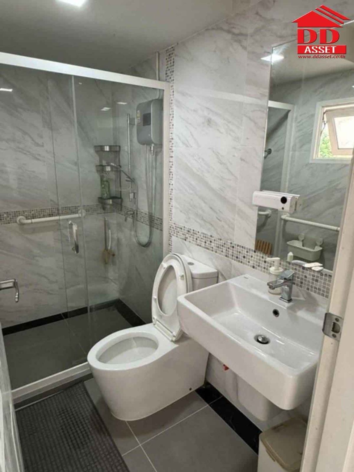 ให้เช่าบ้านเกษตร นวมินทร์ ลาดปลาเค้า : ให้เช่า Grandio Ladprao-Kaset Nawamin(ซ.นวมินทร์ 42) แกรนดิโอ ลาดพร้าว-เกษตร นวมินทร์ รหัส : H8188