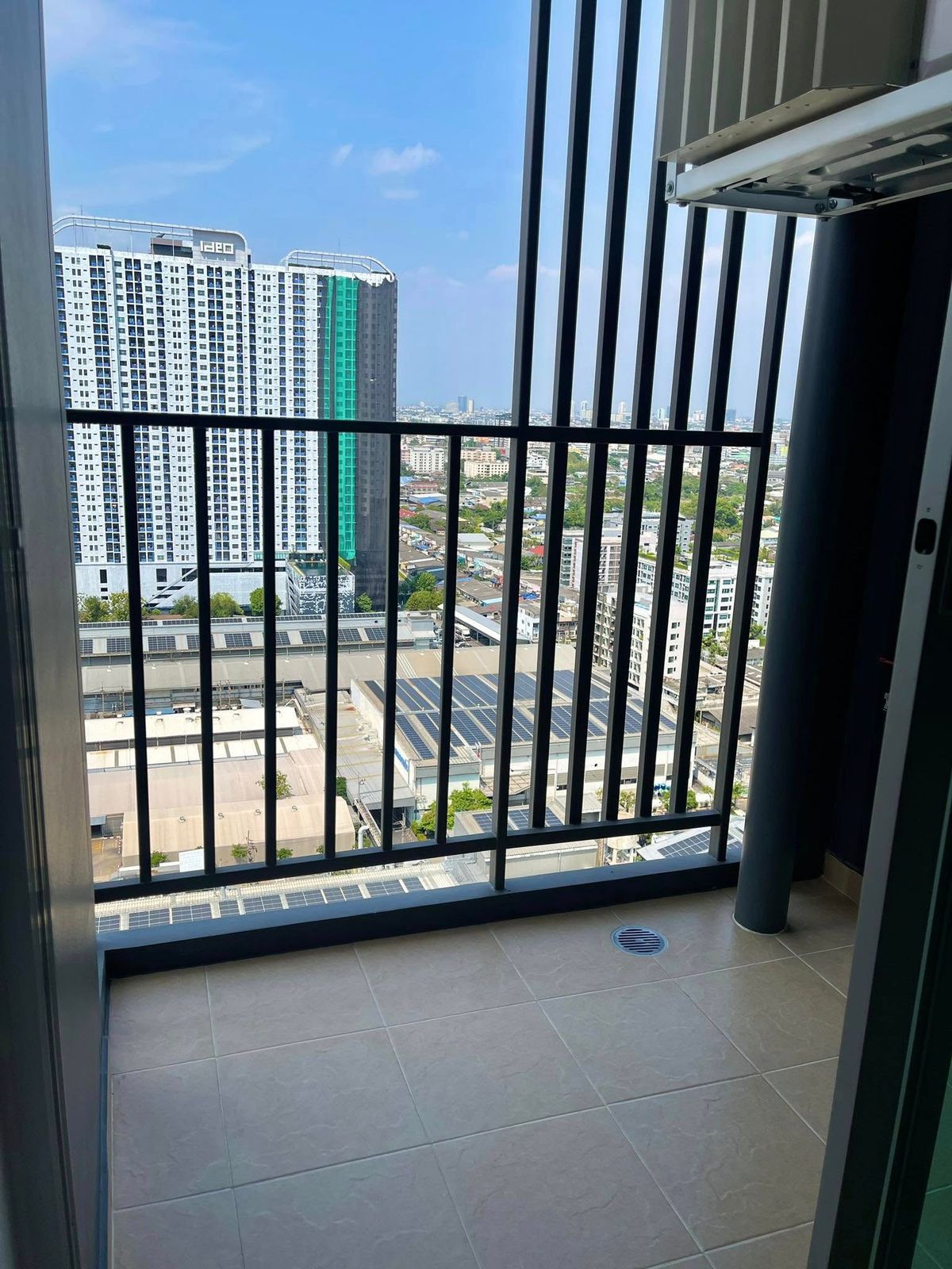 For RentCondoSamut Prakan,Samrong : RDS-4674 Condo for rent, Supalai Werenda, Sukhumvit 117 match, see the room 👉Line: @pfbkk