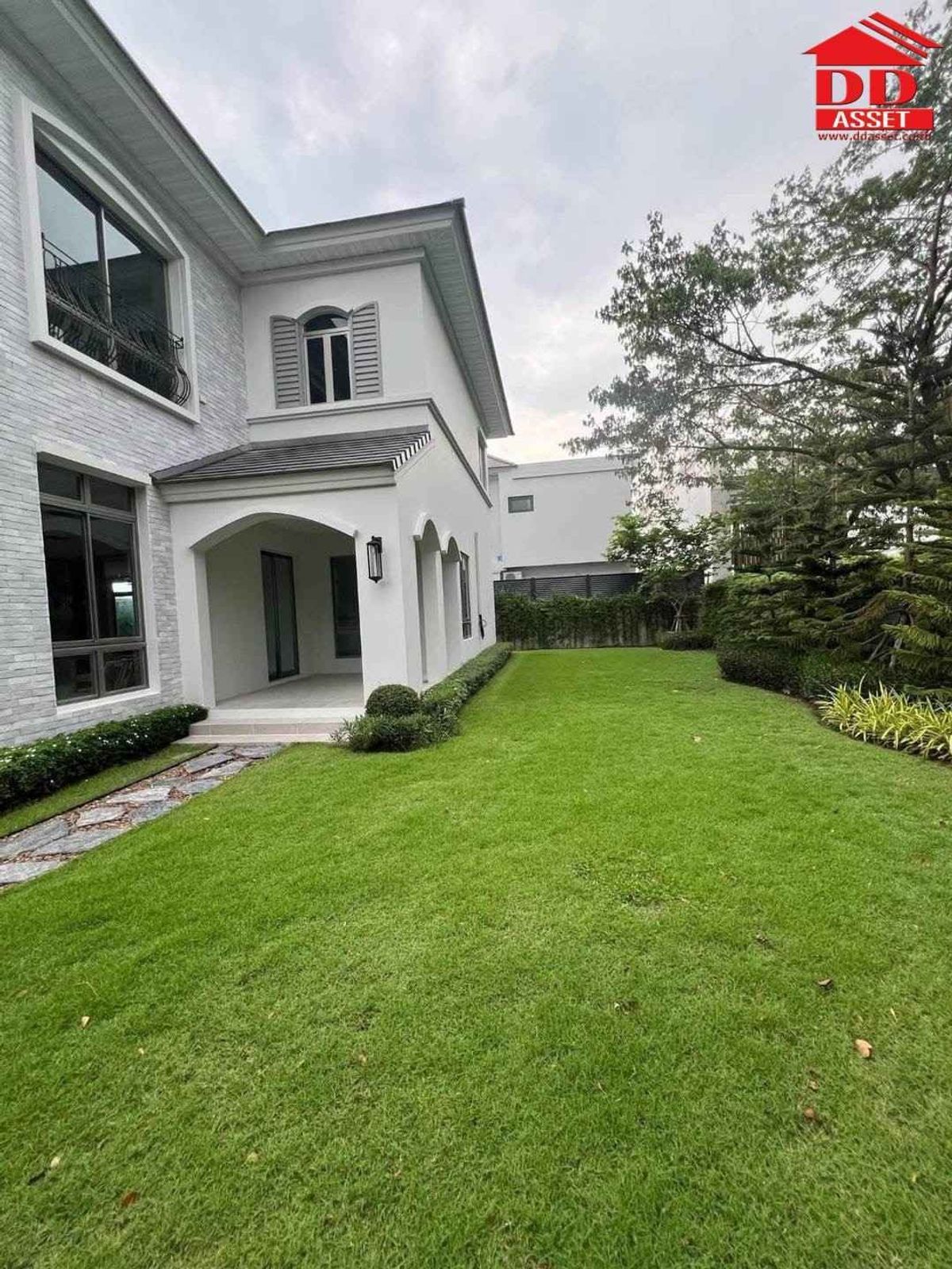 บ้านลาดกระบัง สุวรรณภูมิ : For sale / For Rent Perfect Masterpiece Rama 9 - Krungthep Kreetha  รหัส : H8191