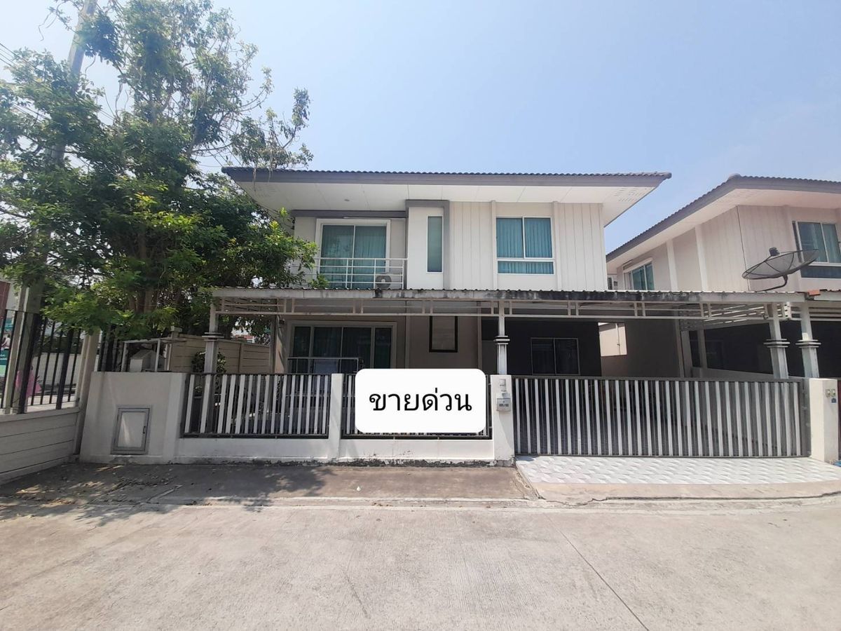 ขายสมุทรปราการ สำโรง : ขายถูกบ้านแฝด โครงการ เจ วิลล่า สุขุมวิท  แพรกษา สมุทรปราการ