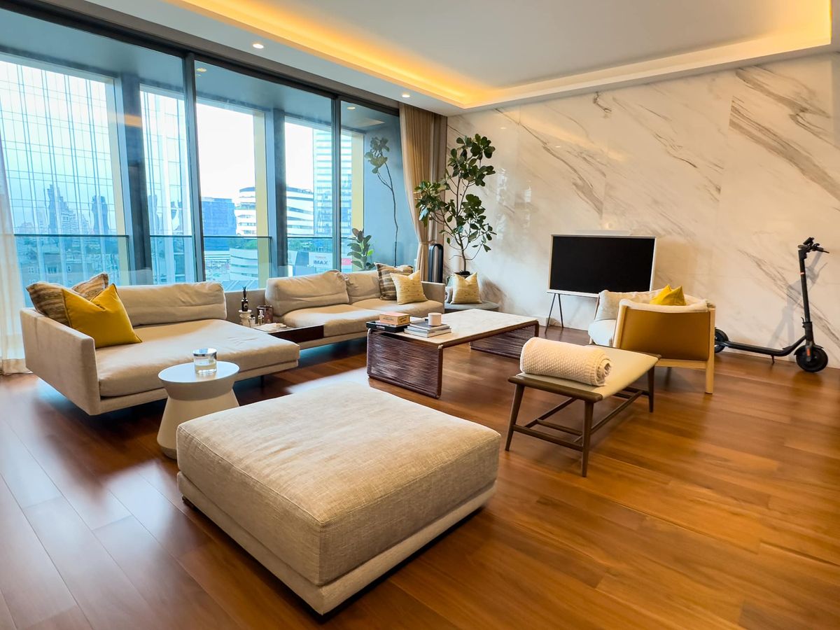 CondoSukhumvit, Asoke, Thonglor : The Estelle Phong I Luxury Penthouse with 4 Bedroom in Bangkok