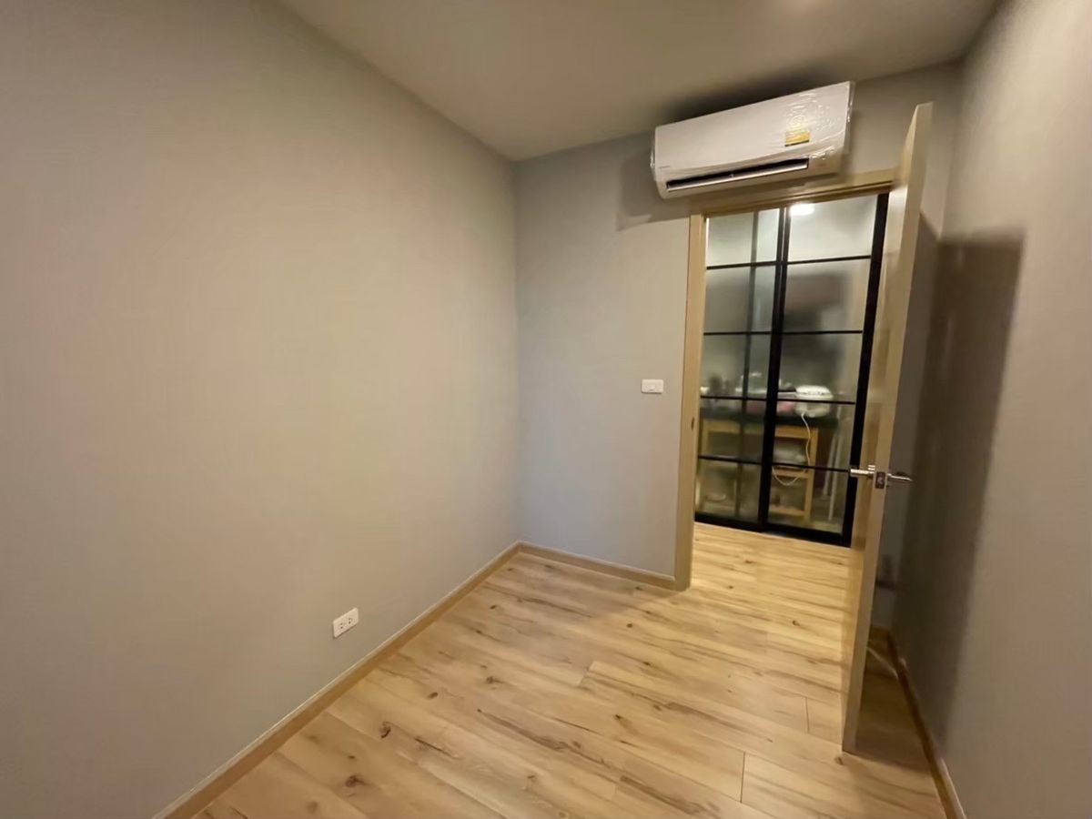 ให้เช่าคอนโดปิ่นเกล้า จรัญสนิทวงศ์ : !! ห้องสวย ให้เช่าคอนโด Brix Condominium ใกล้ MRT สิรินธร