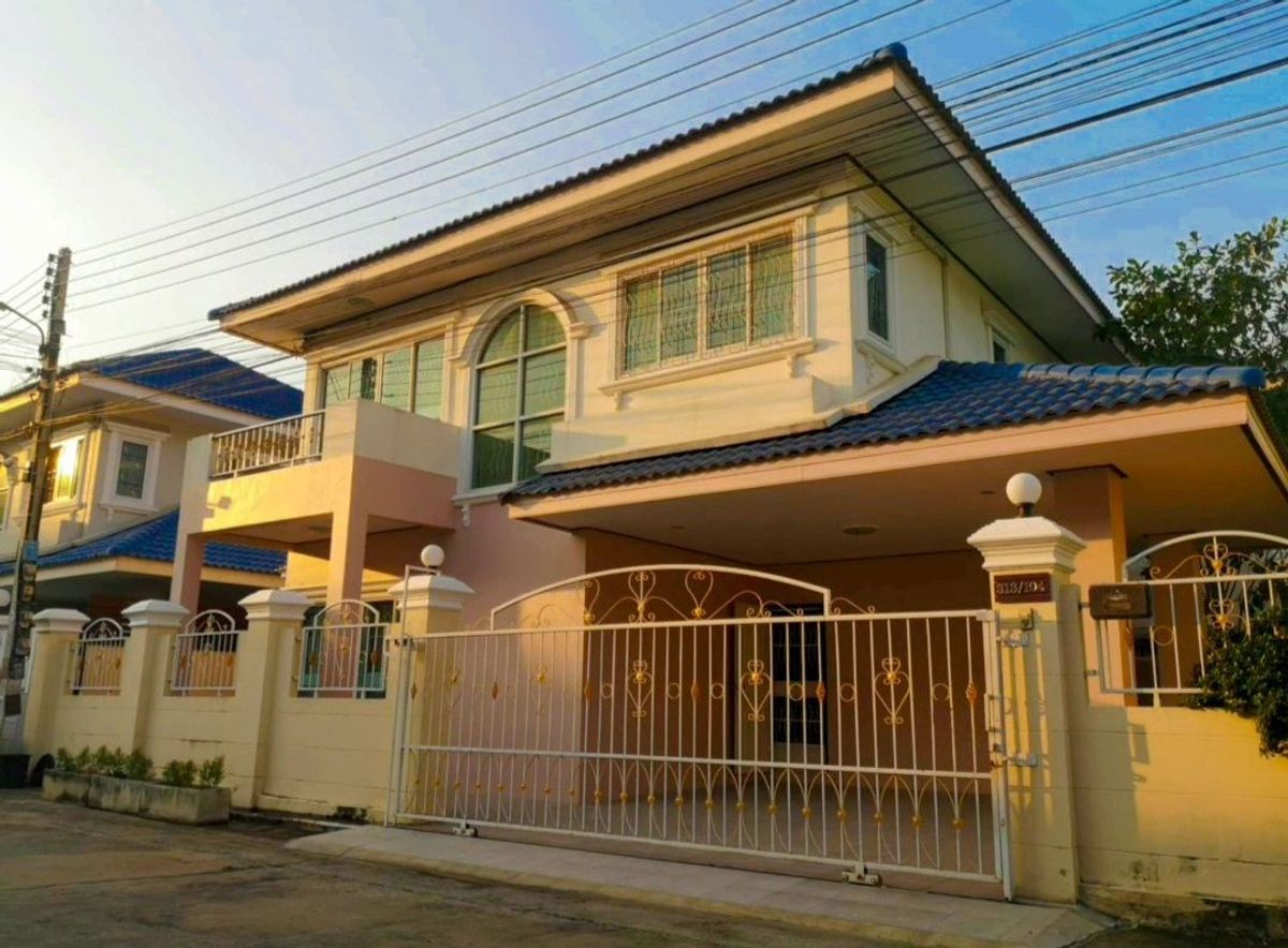 For RentHouseAyutthaya : #Rent a 2 -story house, large, near the Roja colon With complete furniture