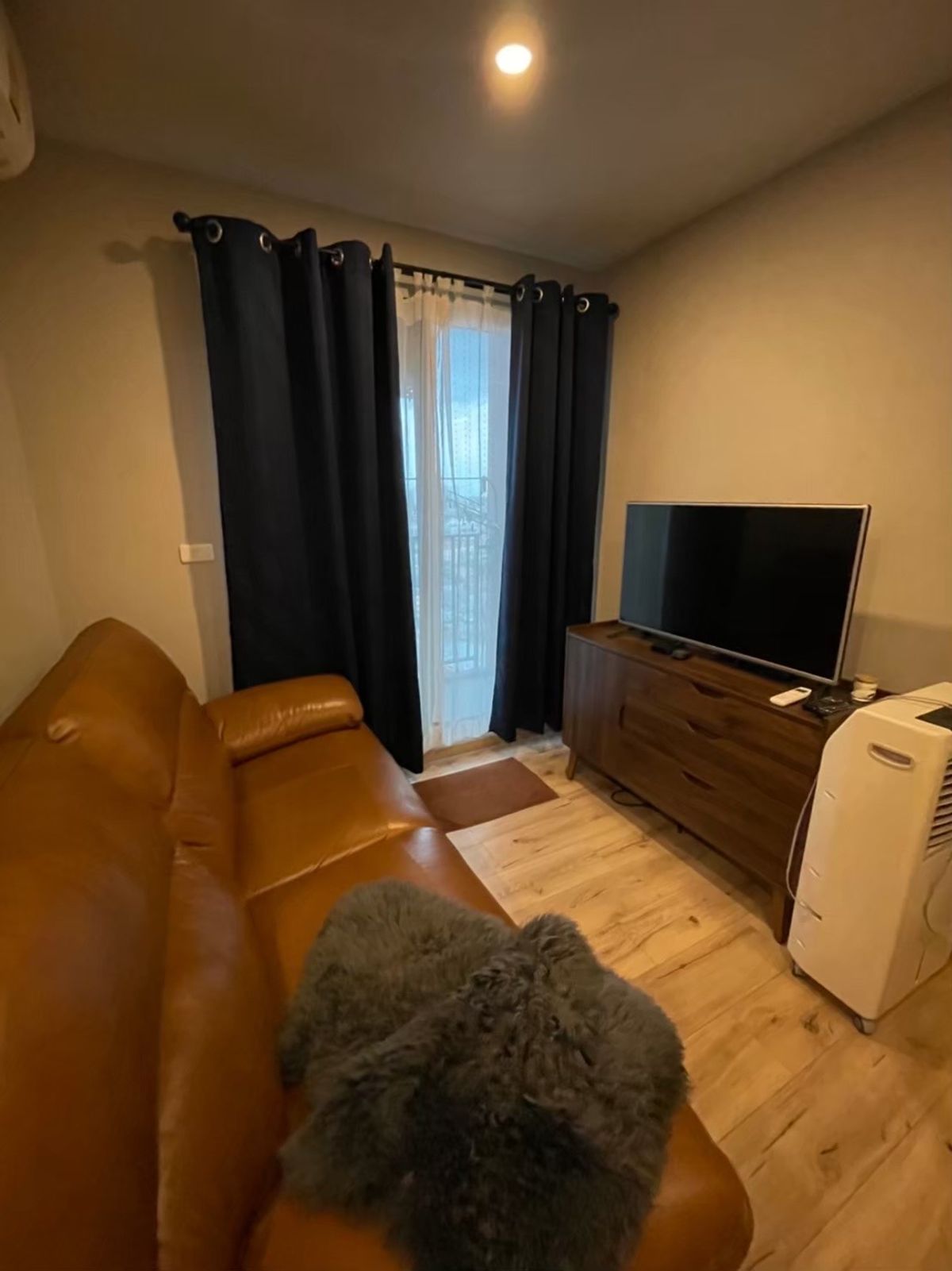 ให้เช่าคอนโดปิ่นเกล้า จรัญสนิทวงศ์ : !! ห้องสวย ให้เช่าคอนโด Brix Condominium ใกล้ MRT สิรินธร