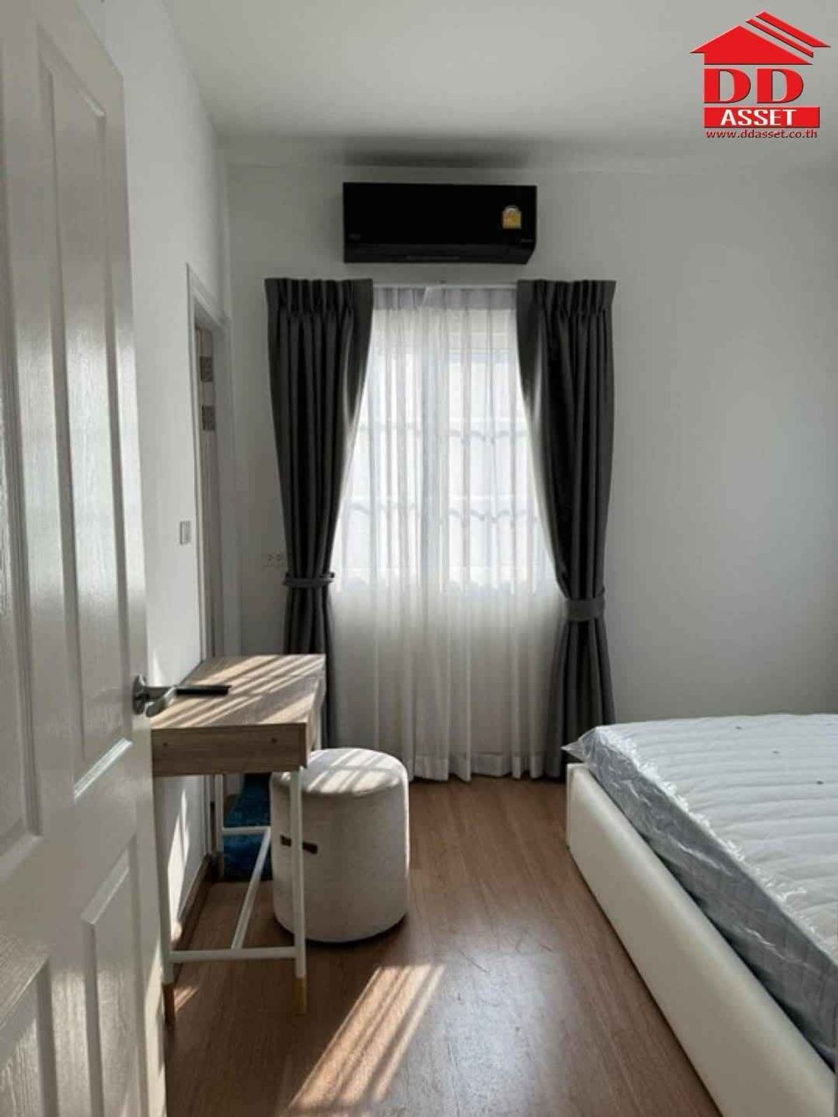 ให้เช่าบ้านเกษตร นวมินทร์ ลาดปลาเค้า : ให้เช่า Grandio Ladprao-Kaset Nawamin(ซ.นวมินทร์ 42) แกรนดิโอ ลาดพร้าว-เกษตร นวมินทร์ รหัส : H8188