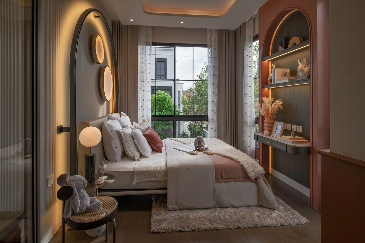 For SaleHousePattanakan, Srinakarin : ✨ Luxurious 3 -story detached house for sale from Major✨ Malton Gates Krungthep Kreetha