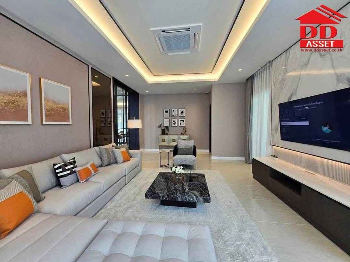 บ้านลาดกระบัง สุวรรณภูมิ : For sale / For Rent Perfect Masterpiece Rama 9 - Krungthep Kreetha  รหัส : H8191