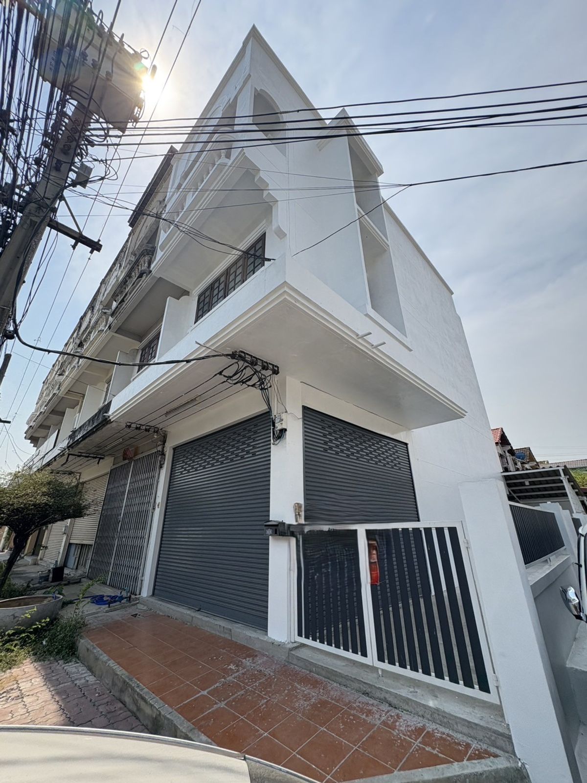 For SaleShop HouseLadprao101, Happy Land, The Mall Bang Kapi : H0621♛ 2 bedroom commercial building for sale ⚝ Bang Kapi ♜ The Mall Bangkapi ∞099-5919653,065-9423251▚Line@surreside