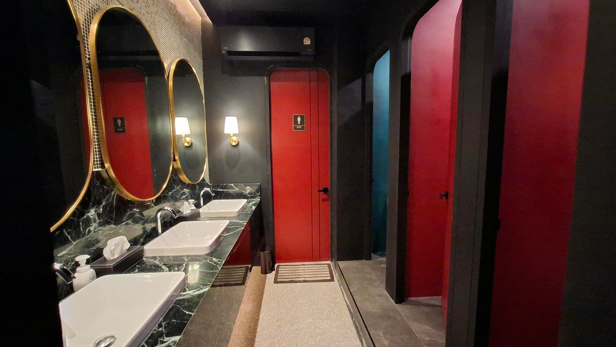 เซ้งร้านค้า/ตลาดนัดสุขุมวิท อโศก ทองหล่อ : 🔥 เซ้งบาร์ / เล้าจ์ พร้อมเปิด ใจกลางสุขุมวิท 39 — อุปกรณ์ครบ ลงทุนครั้งเดียวจบ