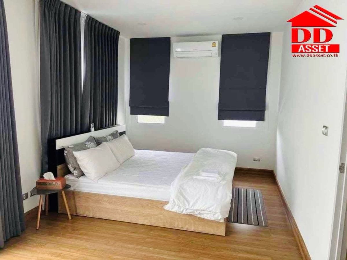 ให้เช่าบ้านปทุมธานี รังสิต ธรรมศาสตร์ : ให้เช่า หมู่บ้าน เซ​นโทร​พหล​-วิภา​วดี House for rent Centro Phahol-Vibhavadi รหัส : H8189