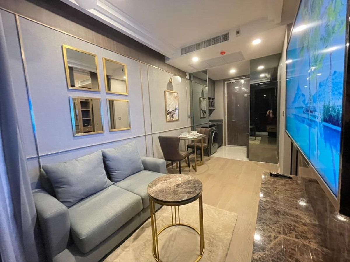 ขายคอนโดสยาม จุฬา สามย่าน : ✨ทุบราคา!! ถูกที่สุดในโครงการ✨ASHTON Chula-Silom ( 1Bed 1Bath 34.96SQM.) ห้องสวยราคาดี!! เพียง 7,900,000บาท Tel.0981315848 @propmatch