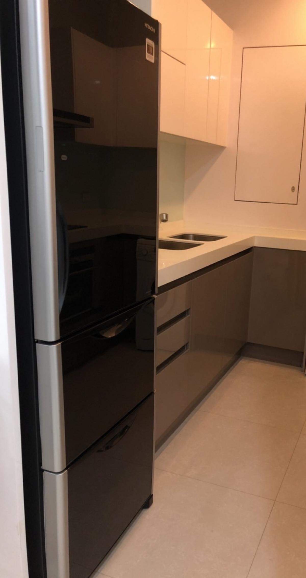 For RentCondoWitthayu, Chidlom, Langsuan, Ploenchit : Luxury condo 2 bedrooms in the Chidlom area, near BTS ChulalongkornRent 60,000 baht/month with complete amenities!