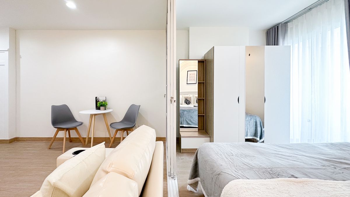 ขายคอนโดอ่อนนุช อุดมสุข : รถไฟฟ้าก็แค่ปากซอย🚅🤩 ห้องสวยสับ เอาใจชาวสุขุมวิท “Regent Home 13“💗