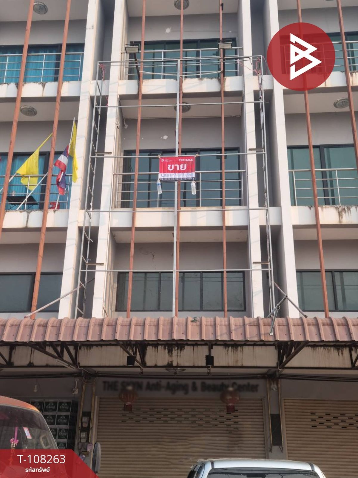 For SaleShop HouseRayong : 3.5 -story commercial building for sale, Sukhumvit Road, area 18 sq.waklang, Rayong