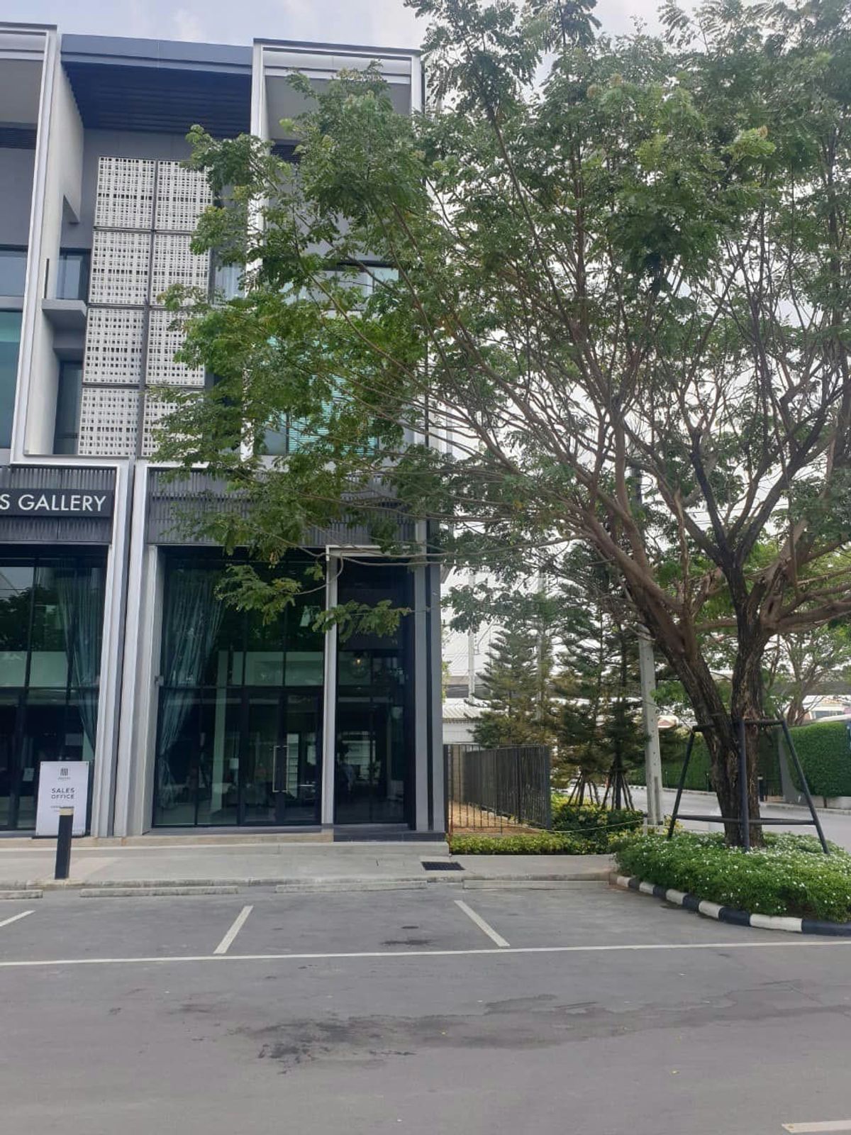 For RentHome OfficeBangna, Bearing, Lasalle : 💥 For rent CASCADE, Bang Na Home, 4-story office 💥 on Bangna-Trat Road, Km. 5 Home Office for RENT Bangna Km.5-NT0004