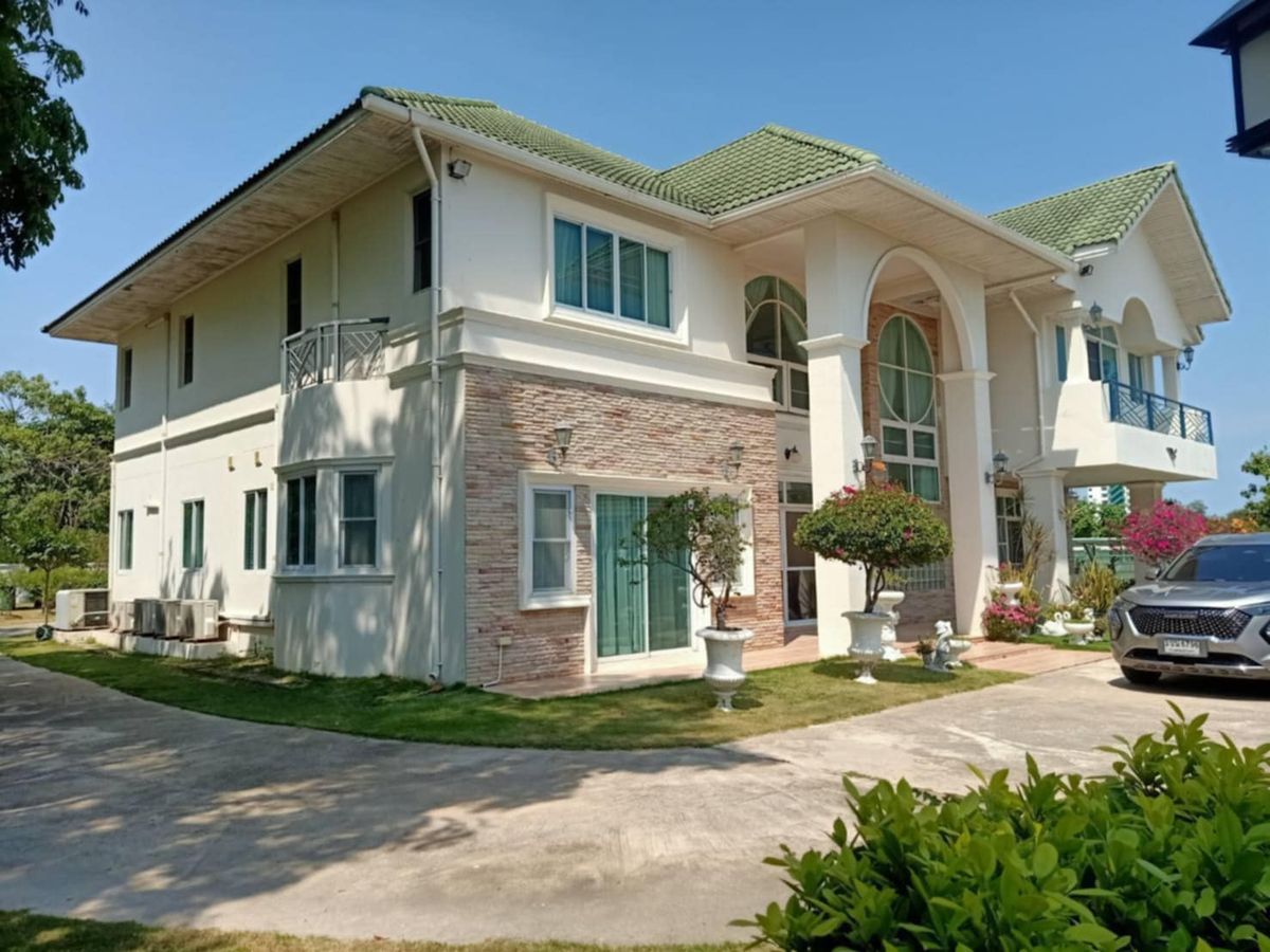 For SaleHouseCha-am Phetchaburi : Large single house for sale, Petchkasem Road, Cha -am, Phetchaburi Province (near the sea only 200 meters), area of ​​2 rai, 3 jobs, living space 660 sq.m., 5 bedrooms, 4 bathrooms