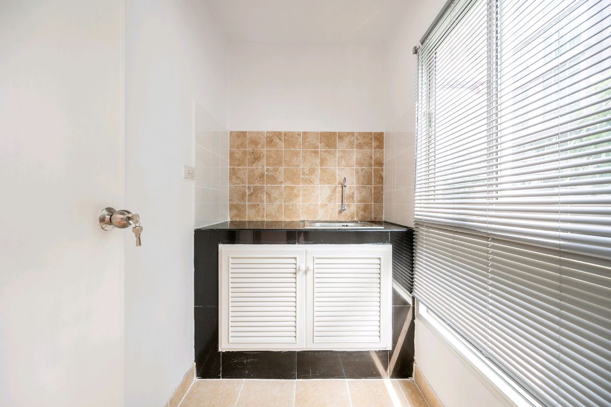 ขายคอนโดอ่อนนุช อุดมสุข : โฮมมี่ โฮมใจ❤️🏠 “รีเจ้นท์ โฮม 13“ ไปไหนง่าย ใกล้รถไฟฟ้าสายสุขุมวิท🚅