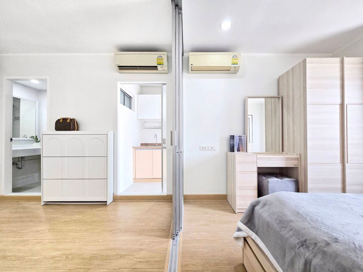 For SaleCondoRatchadapisek, Huaikwang, Suttisan : Anyone looking for a condo in the heart of a city that is not just 